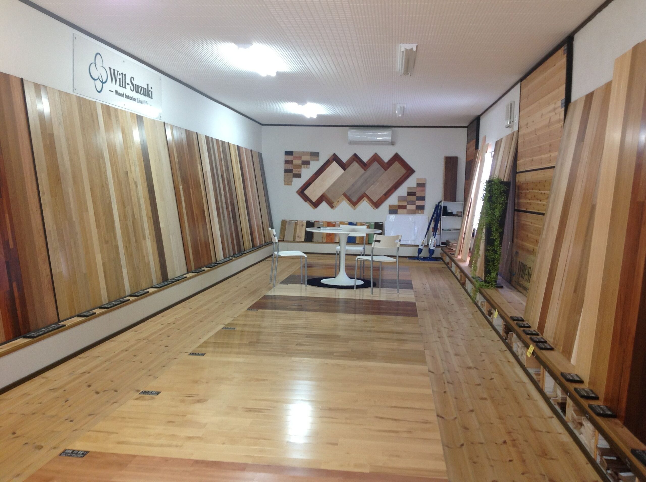 【年間休日120日／ブランクOK】愛西市で輸入建材を取り扱う会社の経理業務をお任せいたします！