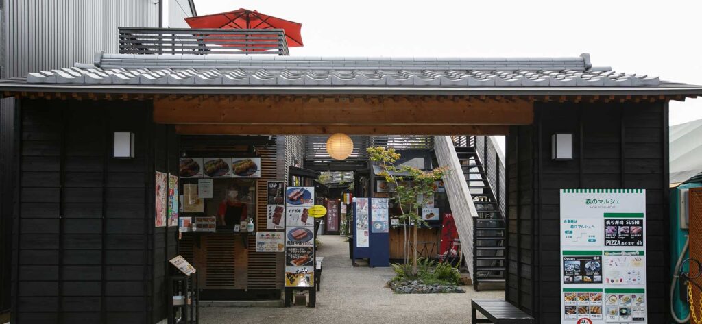 【1日4時間〜OK／未経験歓迎】犬山城下町にある飲食店で調理補助・接客のお仕事をお任せいたします