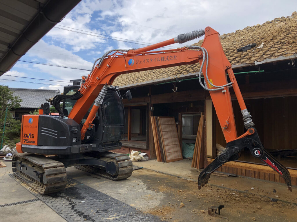 【履歴書不要！！30〜80代、活躍中！】業界未経験・経験者、歓迎！！“あなたらしく”をモットーに活躍できる職場を目指す！家屋の解体工事現場の作業スタッフ！