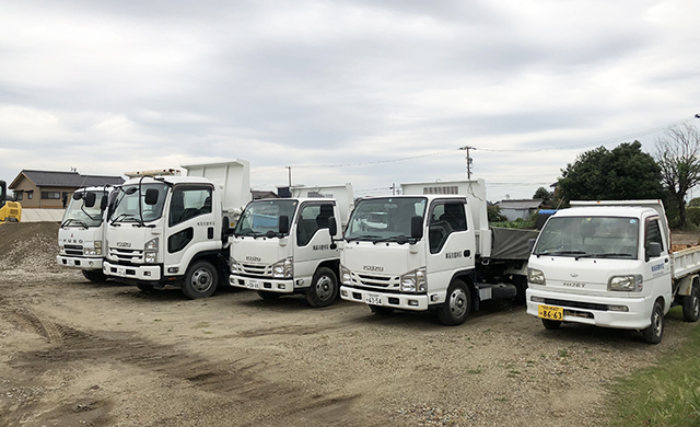 【経験者優遇／未経験者歓迎】土砂や建築資材などを建築・土木現場に運ぶ仕事です